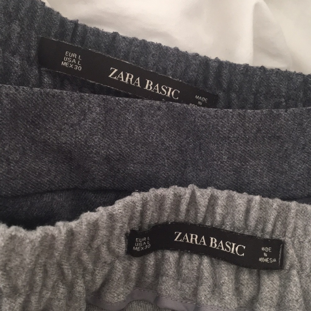 Bundle of two pants by Zara.